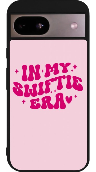 Google Pixel 8a Case Hülle - Silikon schwarz Taylor Swift In My Swiftie Era - Pink