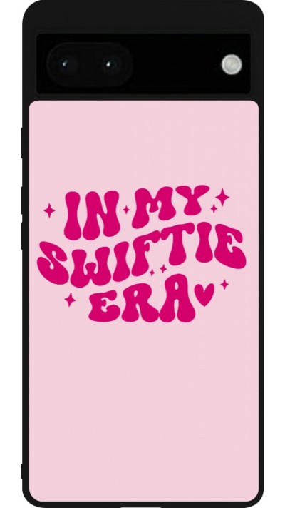 Google Pixel 6a Case Hülle - Silikon schwarz Taylor Swift In My Swiftie Era - Pink