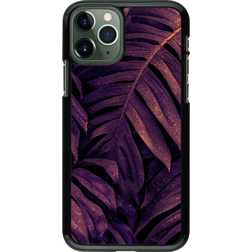 iPhone 11 Pro Case Hülle - Purple Light Leaves