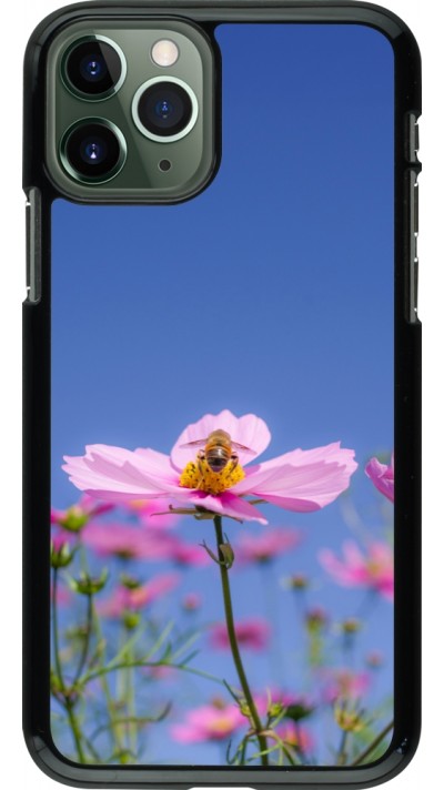 iPhone 11 Pro Case Hülle - Bee on a flower 2026
