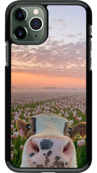 iPhone 11 Pro Case Hülle - Cow with tulips 2026