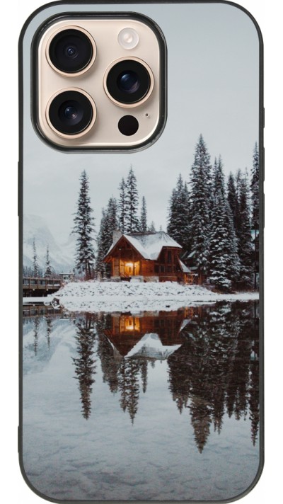 iPhone 16 Pro Case Hülle - Silikon schwarz Winter 25 Winter house forest afternoon
