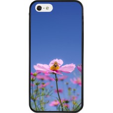 iPhone 5/5s / SE (2016) Case Hülle - Silikon schwarz Bee on a flower 2026