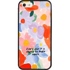iPhone 5/5s / SE (2016) Case Hülle - Silikon schwarz Every day is a chance 2026