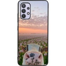 Samsung Galaxy A32 Case Hülle - Silikon schwarz Cow with tulips 2026