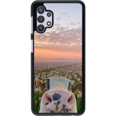 Samsung Galaxy A32 5G Case Hülle - Cow with tulips 2026
