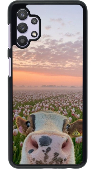 Samsung Galaxy A32 5G Case Hülle - Cow with tulips 2026