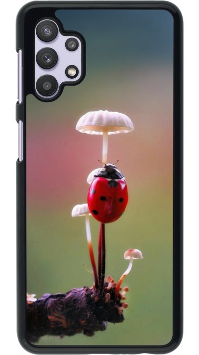 Samsung Galaxy A32 5G Case Hülle - Ladybird on a mushroom 2026
