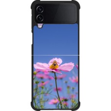 Samsung Galaxy Z Flip3 5G Case Hülle - Silikon schwarz Bee on a flower Spring 2026