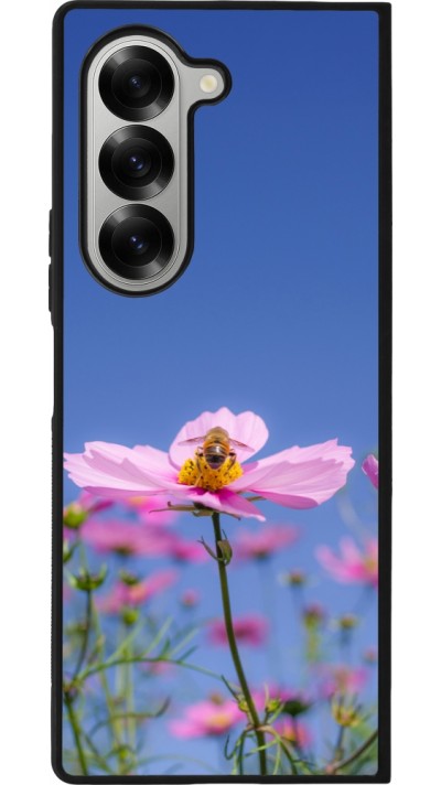 Samsung Galaxy Z Fold6 Case Hülle - Silikon schwarz Bee on a flower 2026