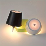 Moderne USB Tischlampe Touch Steuerung 3 Farbtemperaturen Dimmbar Pagoden Schirm Metall Kunststoff