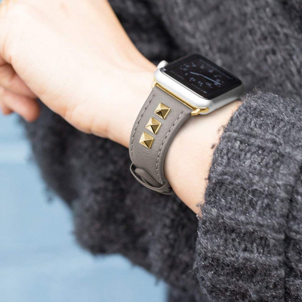 Punkarmband aus echtem Leder, größenverstellbar - Schwarz - Apple Watch 38/40/41/42 mm