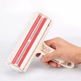 Bürste Walze sammelt Tierhaare / fängt Flusen ein - Weiss