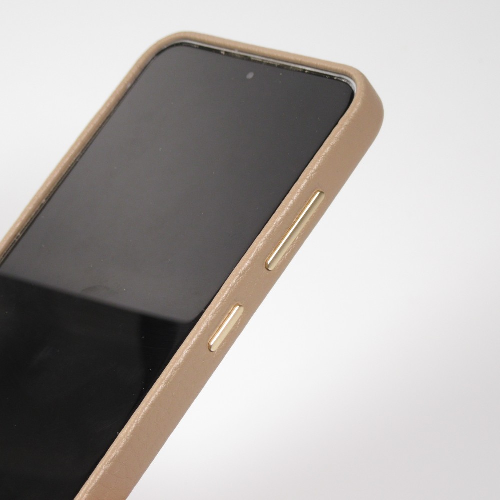 Galaxy S24 Case Hülle - Vollständig genarbtes Luxuskalbsleder mit Metallknöpfen und MagSafe - Beige