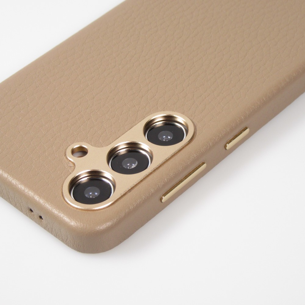 Galaxy S24 Case Hülle - Vollständig genarbtes Luxuskalbsleder mit Metallknöpfen und MagSafe - Beige