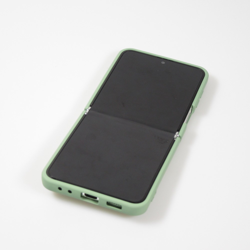 Galaxy Z Flip5 Case Hülle - Soft Touch mit Ring - Grün