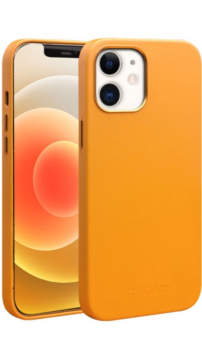 Hülle iPhone 12 / 12 Pro - Qialino Echtleder (MagSafe kompatibel) - Orange
