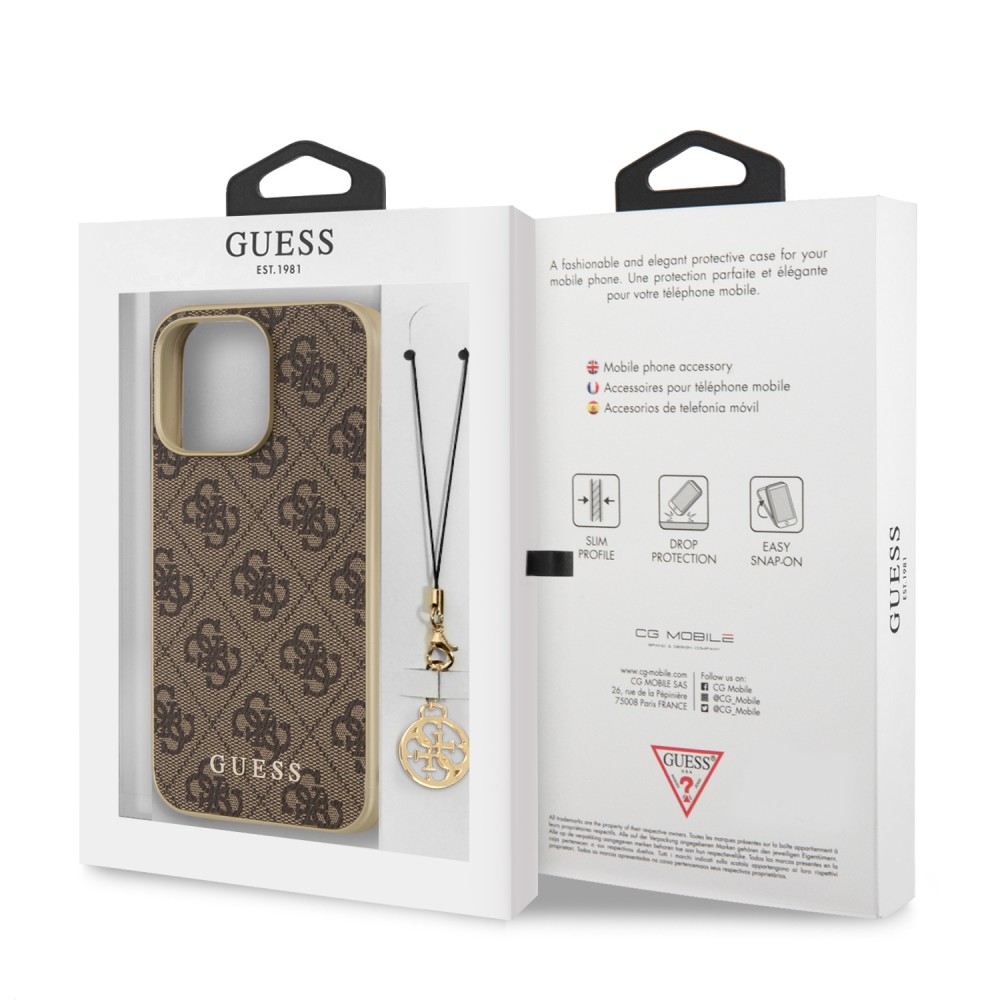 iPhone 13 Pro Max Case Hülle - Guess Leinwand Kunstleder Monogramm goldenen Metall-Logo mit Charm Anhänger - Braun / gold