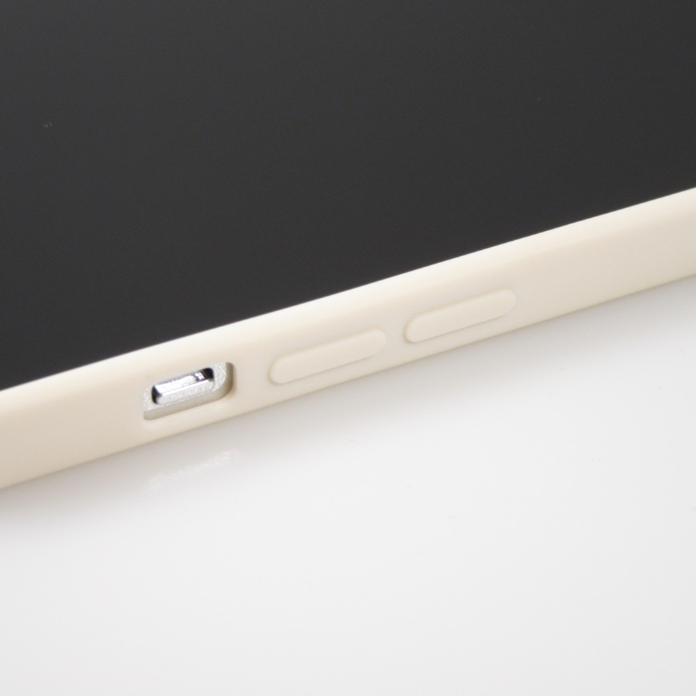 iPhone 15 Case Hülle - Silikon Mat Herz gold - Beige