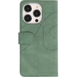 iPhone 15 Pro Case Hülle - Flip classical elegant fine lines - Grün