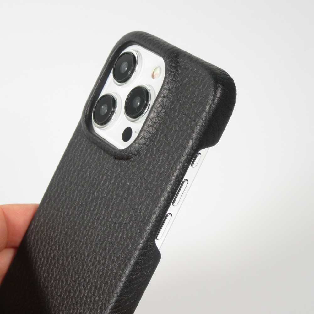 iPhone 14 Pro Max Case Hülle - Premium Luxus Echtleder mit verstell- und abnehmbarem Lederriemen + MagSafe - Schwarz