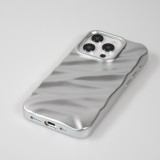 Coque iPhone 15 Pro Max - Silicone avec forme de vague 3D mat - Argent