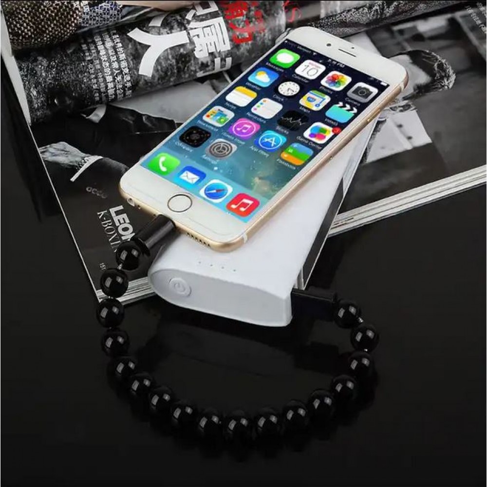 Elegantes Perlen Armband 2 in 1 Ladekabel mit integriertem USB-C Anschluss - Rosa