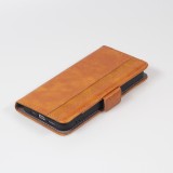 iPhone 13 Leder Tasche - Flip Wallet Echtleder mit Akzentstreifen & Kartenhalter - Braun