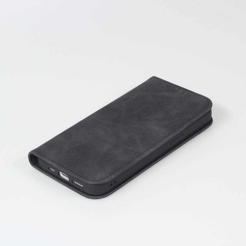 iPhone 7 / 8 / SE (2020, 2022) Leder Tasche - Flip Wallet vintage mit Magnetverschluss und Kartenhalter - Schwarz