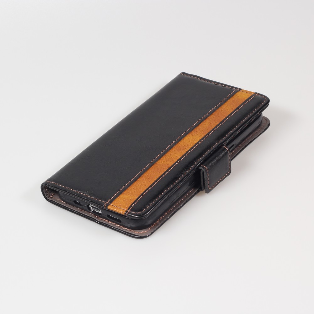iPhone 16e Leder Tasche - Flip Wallet Echtleder mit Akzentstreifen & Kartenhalter - Schwarz
