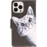 iPhone 12 / 12 Pro Case Hülle - Premium Wallet Flip-Magnetverschluss und Kartenfach - Cat Looking at you - Schwarz