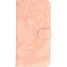 iPhone 15 Pro Case Hülle - 3D Flip Kunstleder Auge des Tigers - Rosa