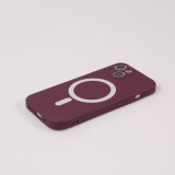iPhone 15 Case Hülle - Soft-Shell silikon cover mit MagSafe und Kameraschutz - Bordeaux