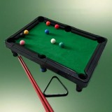 Miniatur Billard Spielset aus Plastik für Zuhause mit 11 Kugeln und 2 Billard Queues
