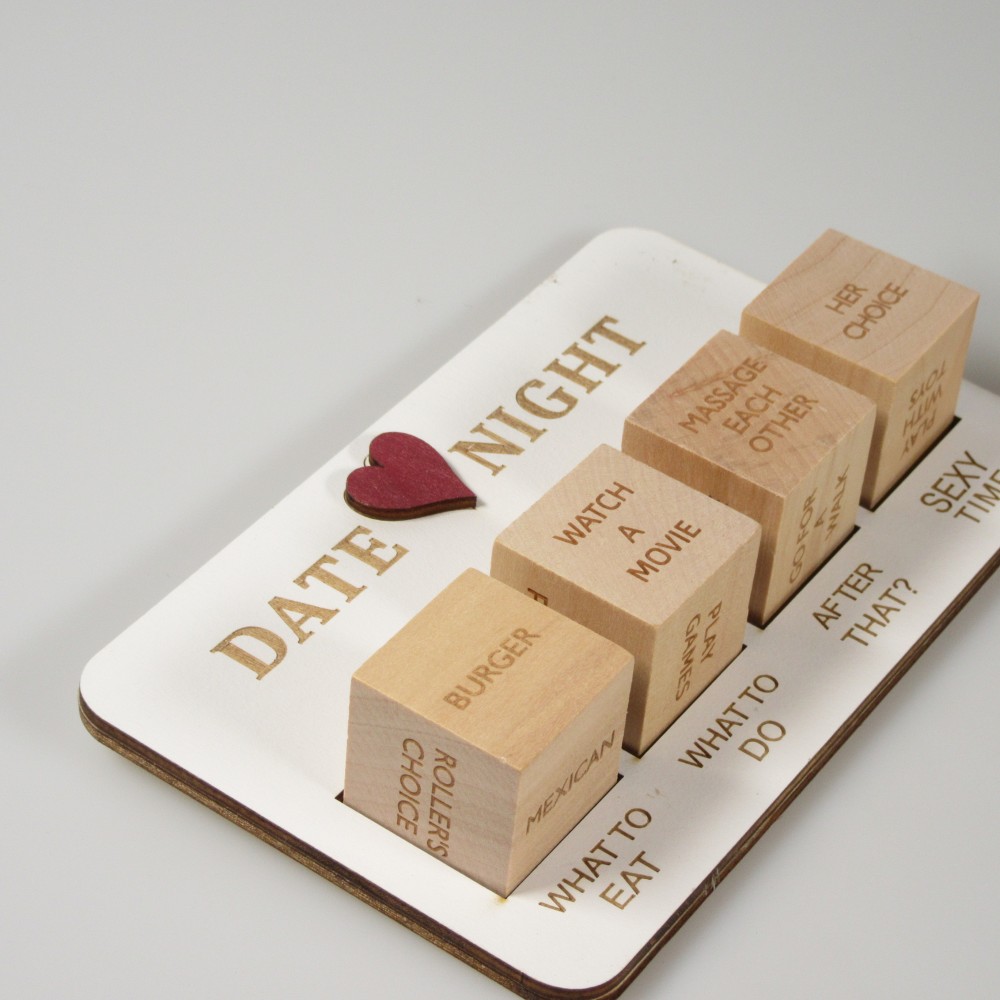 Holzwürfel Spiel für Date Night, amüsantes Päärchen Spiel Set für lustige, romantische und heisse Aktivitäten