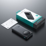 Joyroom 3 in 1 Powerbank mit 10000mAh Kapazit&auml;t clean Design 2x USB-A 2.4 & 1x USB-C (In+Out) - Schwarz