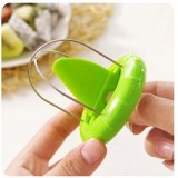 Kiwi Schneider & Fruchtentferner - Küchen Werkzeug für Kiwis - Grün