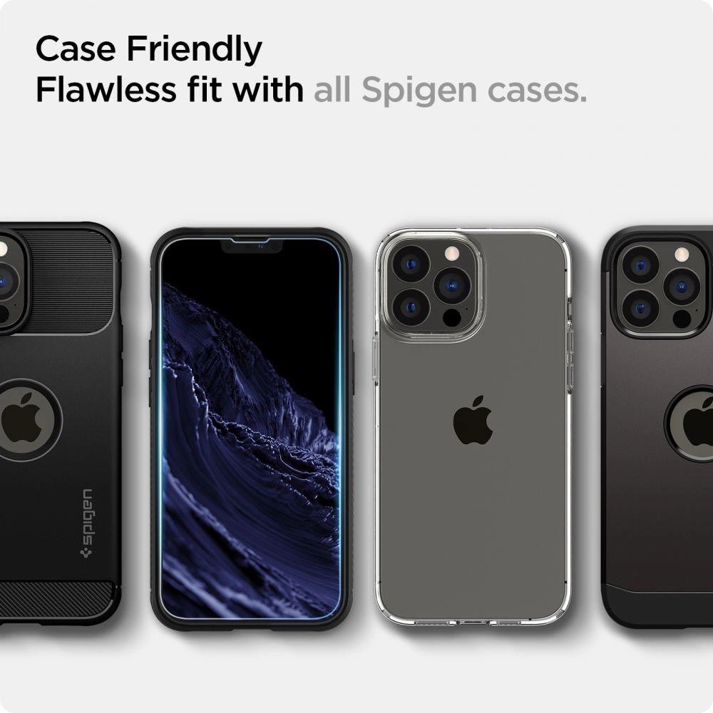 Spigen Glas.tR EZ Fit 2er Pack Schutzfolien mit einfachem Installationssystem - iPhone 13 / 13 Pro / 14 / 16e