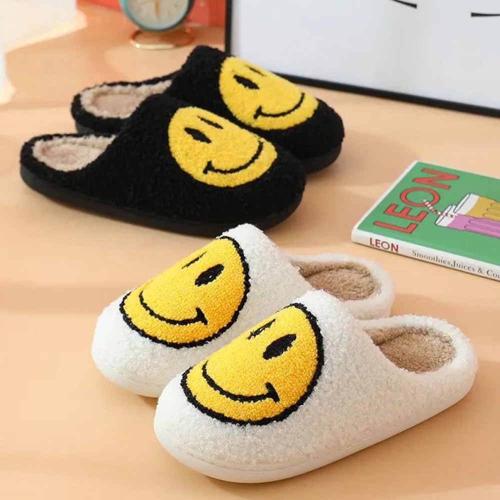 Kuschelig warme Winterpantoffeln Smiley - Grösse 37-38 - Weiss/gelb