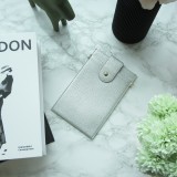 Elegante universelle Smartphone Umhängetasche aus veganem Leder inkl. Umhängegurt aus Leder (vegan) - Silber