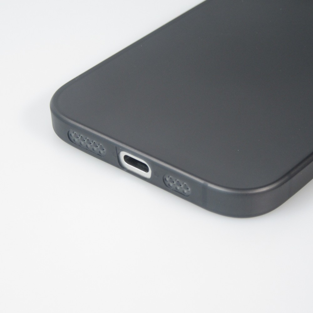 iPhone 16 Plus Case Hülle - Ultraflaches matte semi-transparente Kunststoff - Schwarz