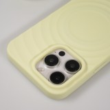 iPhone 16 Pro Case H&uuml;lle - Silikon Soft Touch MagSafe mit Wellen und Handschlauf - Gelb