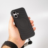 iPhone 16 Case H&uuml;lle - Silikon Soft Touch MagSafe mit Wellen und Handschlauf - Schwarz