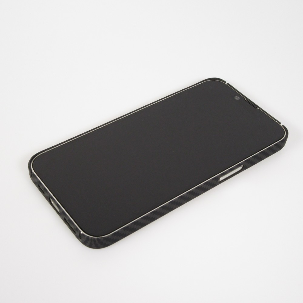 iPhone 16e Case Hülle - Carbomile Schutzcase aus echtem Aramid Carbonfaser - Schwarz
