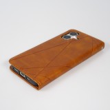 Hülle iPhone 17 - Flip Geometrisch - Hellbraun