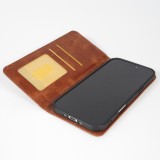 Hülle iPhone 17 - Flip Geometrisch dunkel- Braun