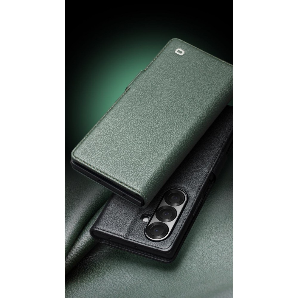 Galaxy Z Fold7 Case H&uuml;lle - Flip Qialino Full Grain Wallet Echtleder matt mit Magnetverschluss - Gr&uuml;n