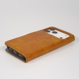 iPhone 17 Pro Leder Tasche - Flip Wallet Echtleder mit Akzentstreifen & Kartenhalter - Hellbraun