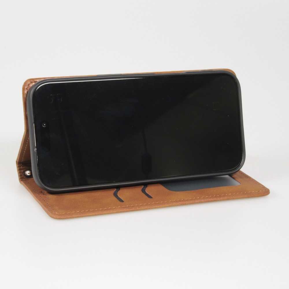 iPhone 17 Pro Max Leder Tasche - Flip Wallet vintage mit Magnetverschluss und Kartenhalter - Braun