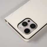 iPhone 16 Pro Case H&uuml;lle - Elegante Flip-Matratze mit Magnetverschluss Trageschlaufe und Kartenf&auml;chern - Weiss